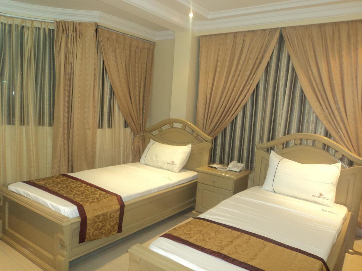 Rising Sun Hotel Dar es Salaam Bagian luar foto