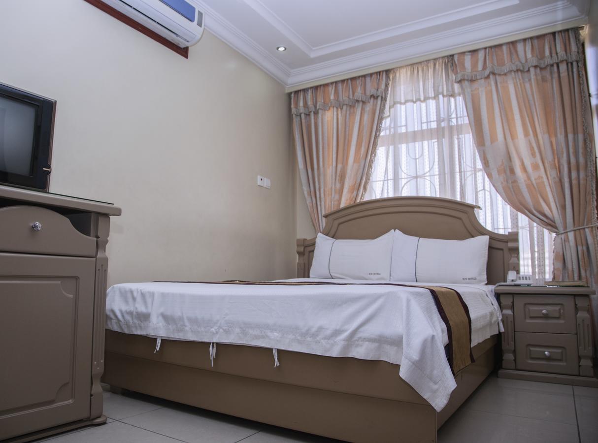 Rising Sun Hotel Dar es Salaam Bagian luar foto