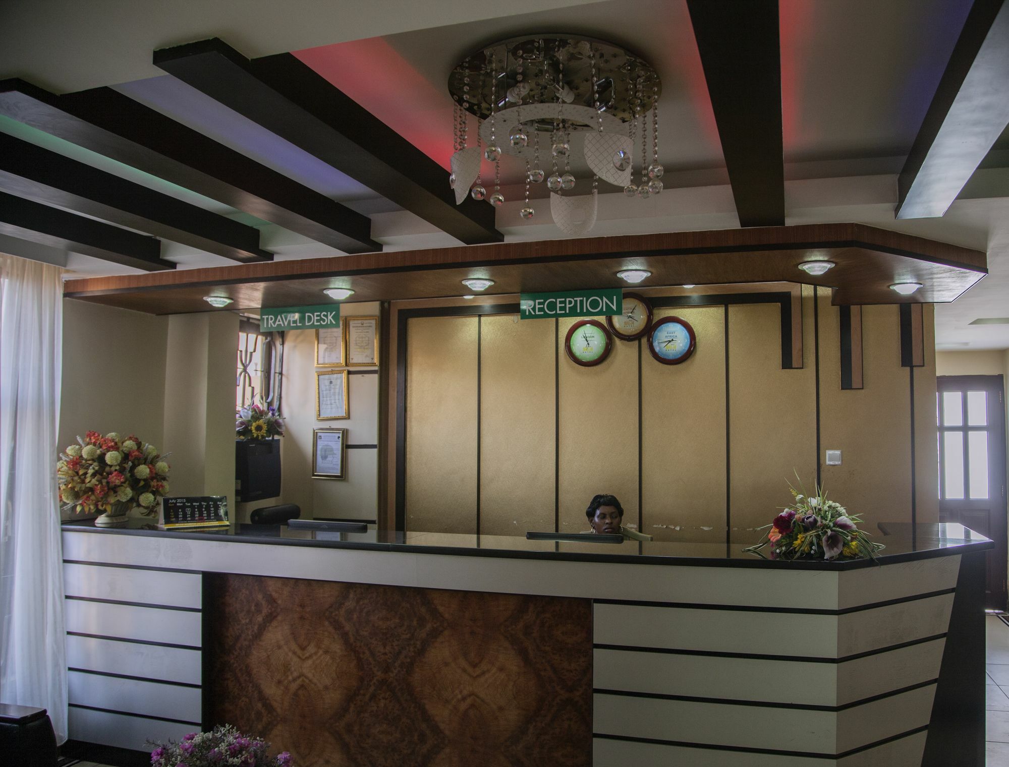 Rising Sun Hotel Dar es Salaam Bagian luar foto