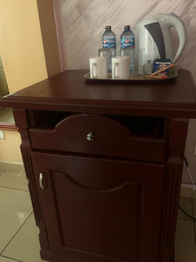 Rising Sun Hotel Dar es Salaam Bagian luar foto