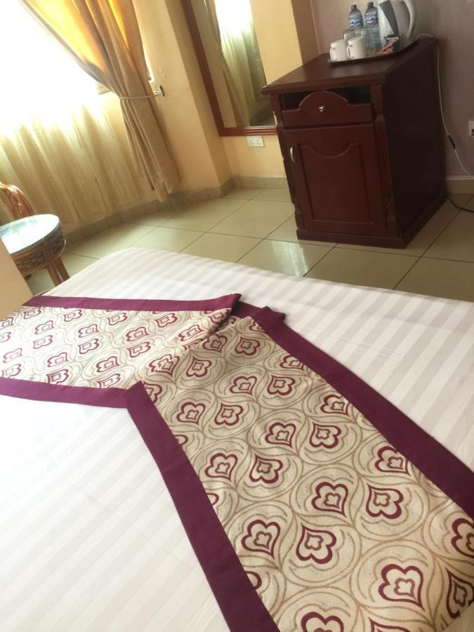 Rising Sun Hotel Dar es Salaam Bagian luar foto