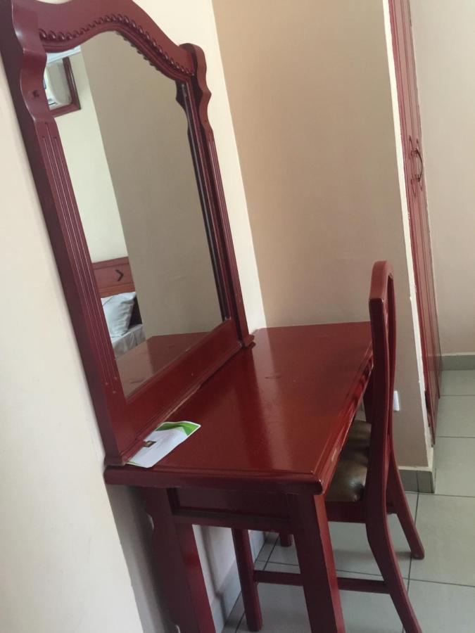 Rising Sun Hotel Dar es Salaam Bagian luar foto