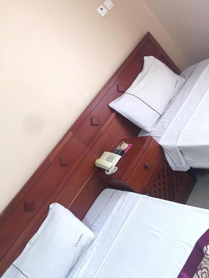 Rising Sun Hotel Dar es Salaam Bagian luar foto